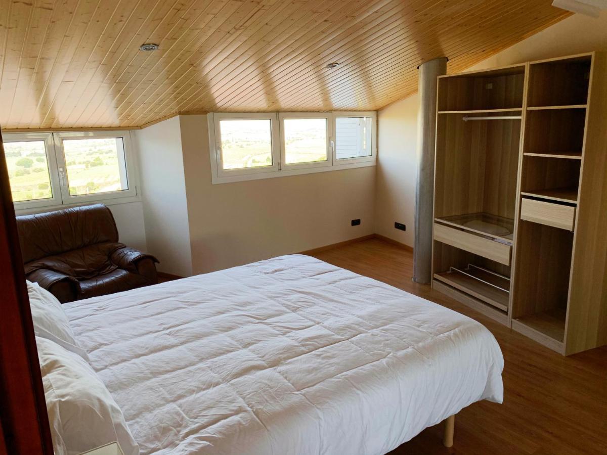 Apartamento Entero Con Vistas Panoramicas Avinyonet del Penedes ภายนอก รูปภาพ